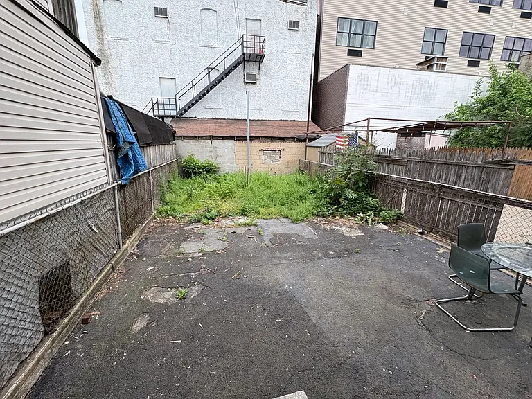 23 1/2 Merchant St #1 — Photo 6