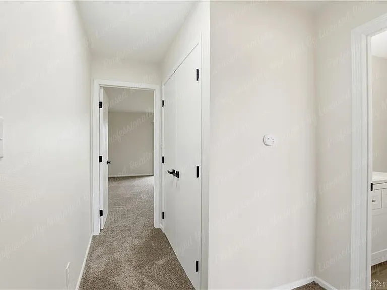 539 N Broad St — Photo 23