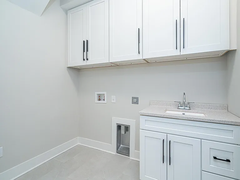 11 Anastasia Cir — Photo 15