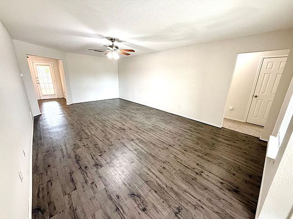 2nd image of 10825 Snow Pea Dr