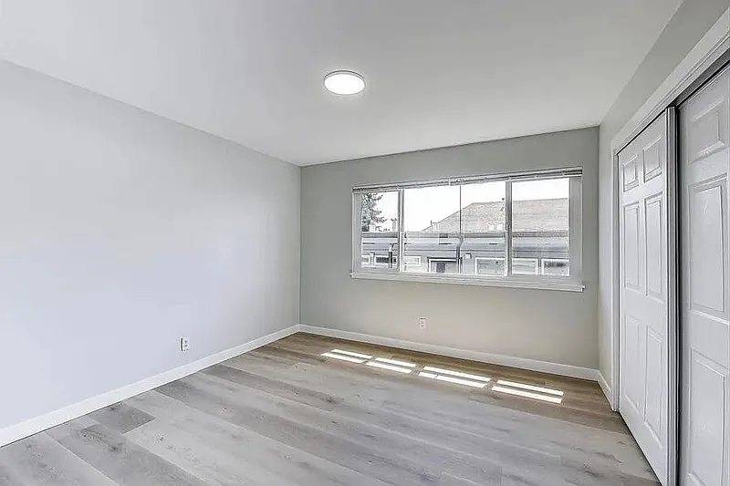 2 bed, 2.0 bath, 1050 sqft, $2,100 — Photo 4