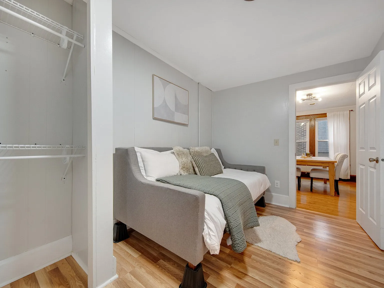 2 bed, 1000 sqft, $2,150 — Photo 4