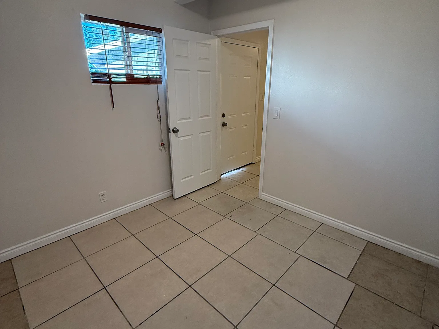 1 bed, 600 sqft, $1,100 — Photo 2