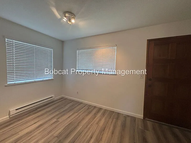 1 bed, 1.0 bath, 450 sqft, $1,370 — Photo 3