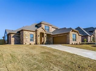 225 Hillstone Dr, Midlothian, TX 76065