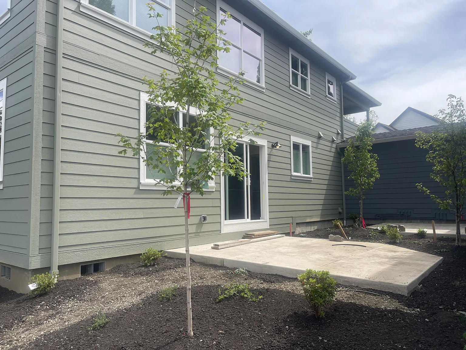 322 Talent Avenue - A — Photo 4