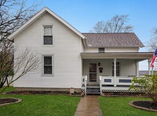 25 Lewis St, Delaware, OH 43015