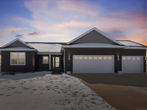 1835 Waxwing Way, Waterloo, IA 50701