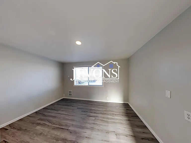 3303 S Ainsworth Ave #A — Photo 13