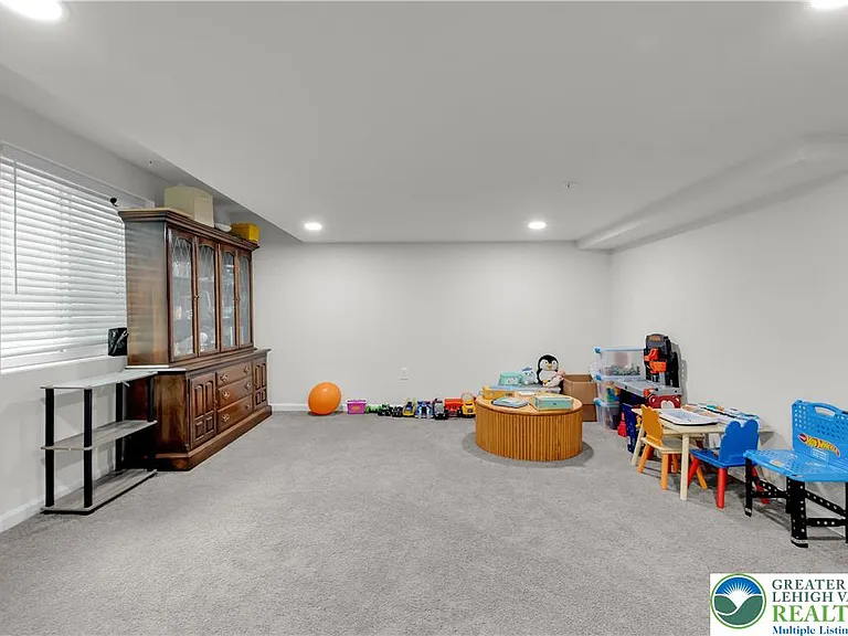 4816 Daisy Rd — Photo 35
