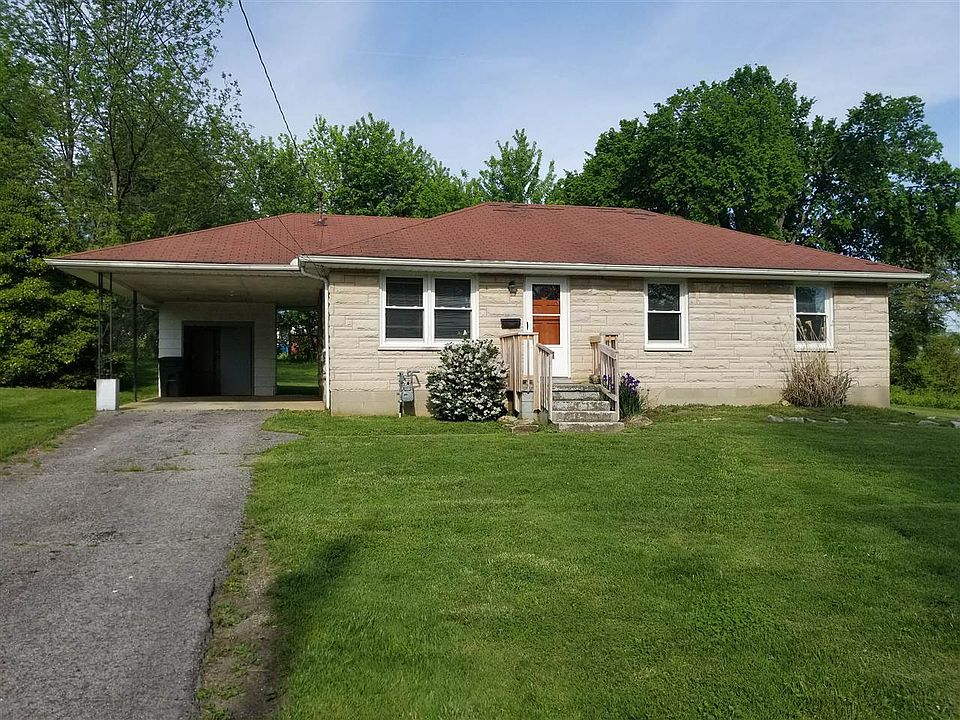 1st image of 136 College Hts