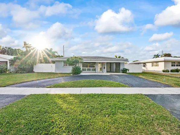 351 SE 1st Ter, Pompano Beach, FL 33060