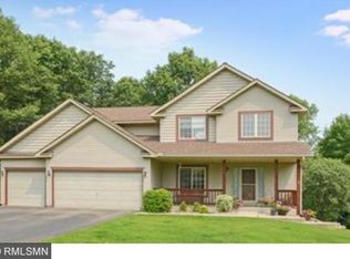 2554 Haller Ln E, Maplewood, MN 55119