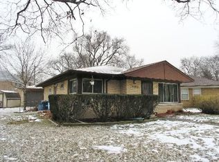 1102 Nichols Ln, Maywood, IL 60153