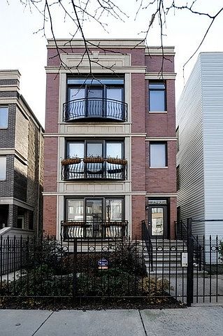 1st image of 1543 W Montana St #1