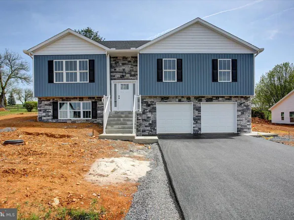 12372 Benning Ave, Waynesboro, PA 17268