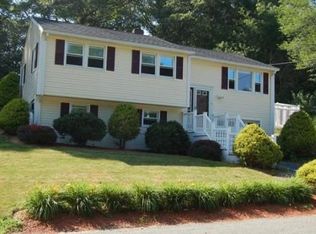 10 Juniper St, Ipswich, MA 01938