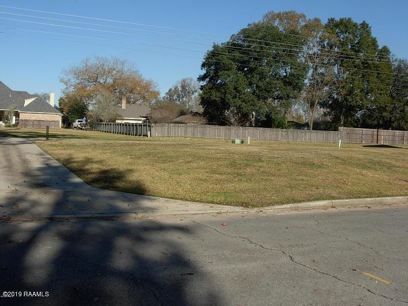 2nd image of 202 McClendon St