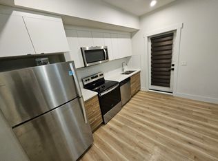 446 Allard Blvd SW #18, Edmonton, AB T6W 3S7