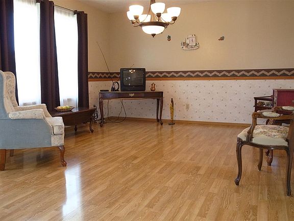 4th image of 4003 N Port Dr