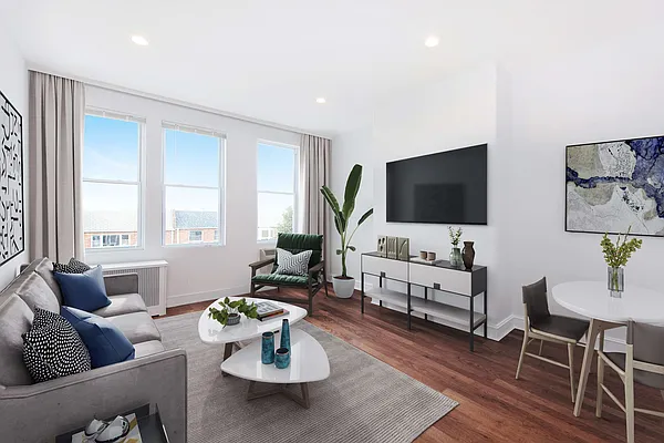 Rented by Bold New York | media 36