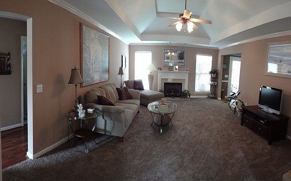 3rd image of 817 Balleycastle Dr