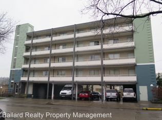 5121 17th Ave NW APT 42, Seattle, WA 98107