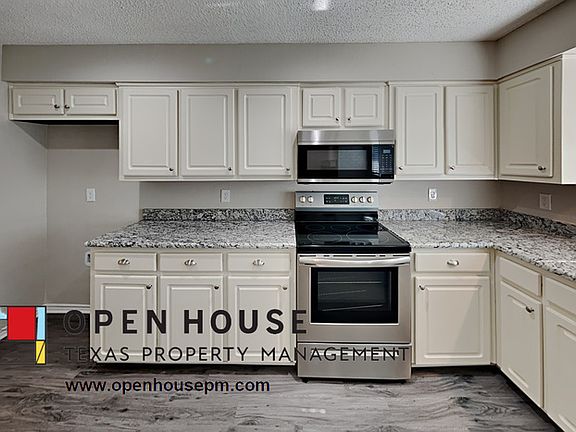 4th image of 1138 Carriagehouse Ln