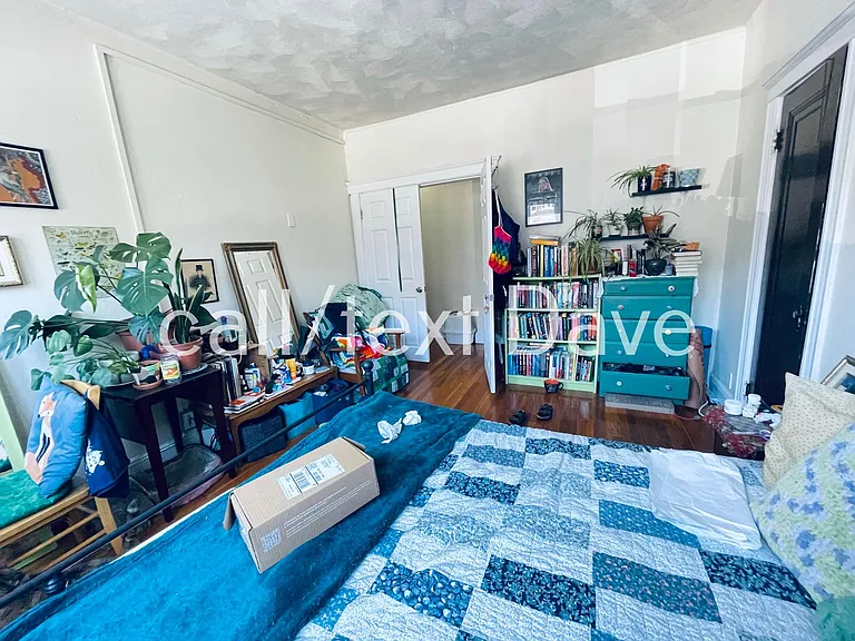 1800 Commonwealth Ave #11 — Photo 3