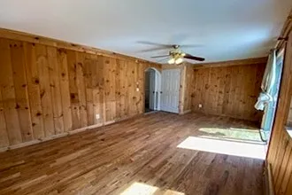 Living room with Ceiling Fan