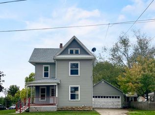 306 W 6th St, Pecatonica, IL 61063