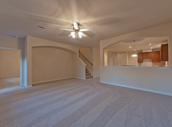 2nd image of 4527 Knights Ct