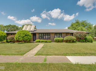 337 George St, Sycamore, IL 60178