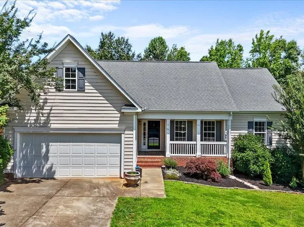 521 Omniwood Ct, Greer, SC 29651