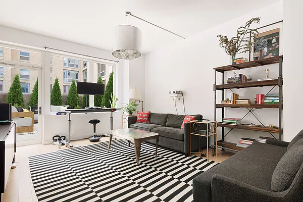 Sold by Compass | media 26