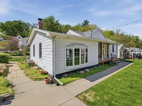 2nd image of 319 E Orchard Ave
