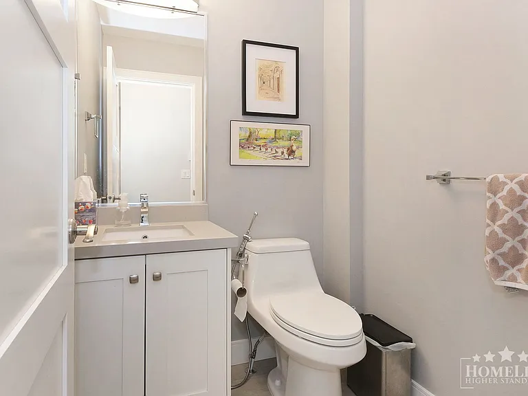 1321 Fir St #2 — Photo 10