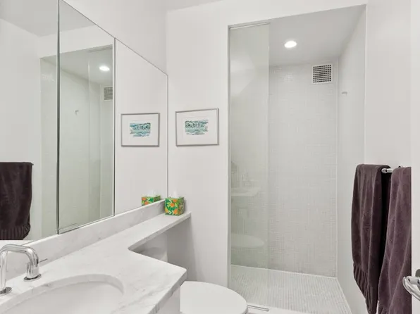 2373 Broadway 1610 image 5 of 5