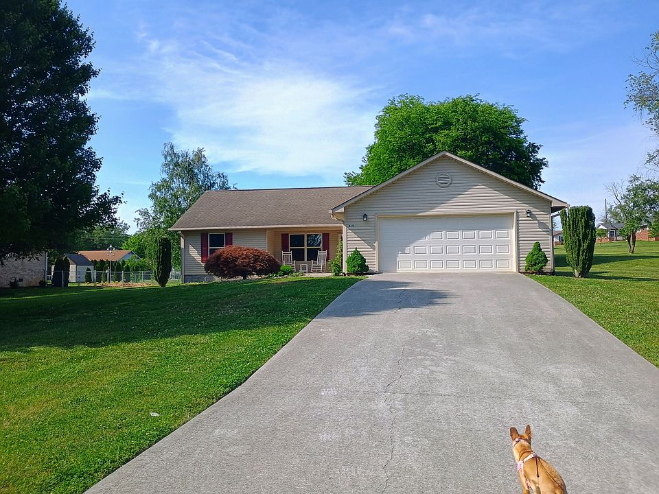 2nd image of 310 Ayers Rd