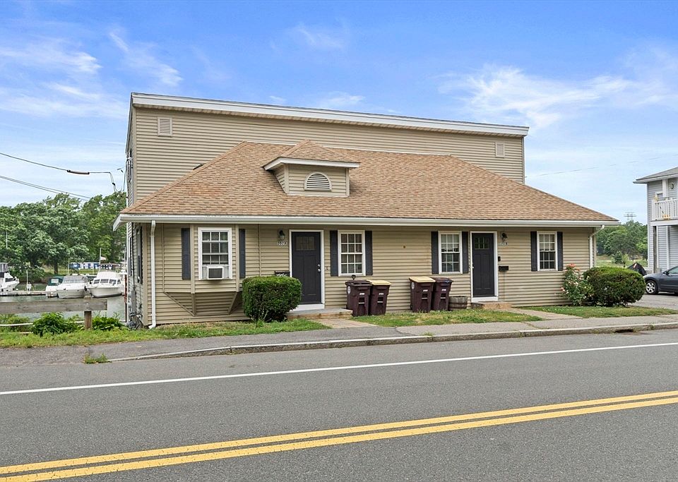 1st image of 202 Commercial St