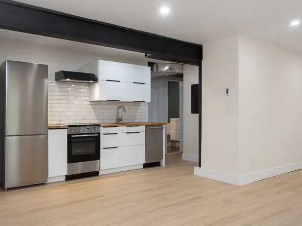 (undisclosed Address), Bethany, CT 06524