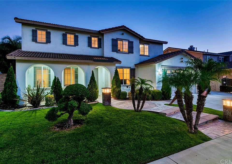 1st image of 12415 Goodwood Dr