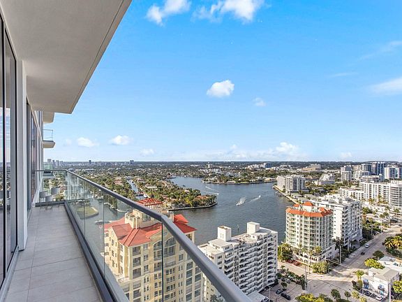 3rd image of 153 N Seabreeze Boulevard #2205