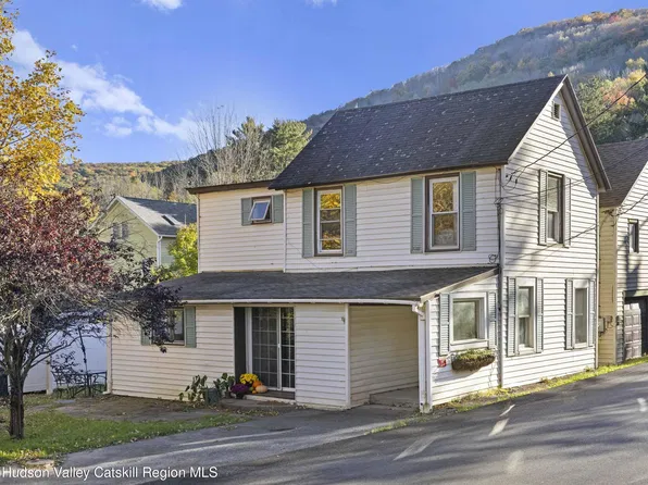 35 Elm Street, Pine Hill, NY 12465