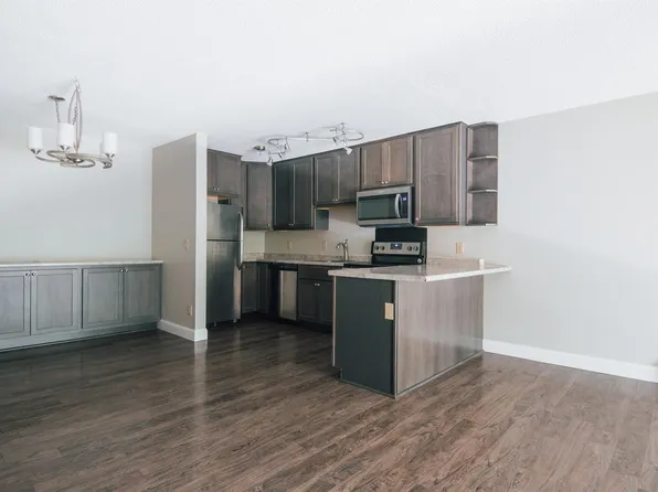 Edina Highland Villa, 5250 Villa Way #155, Minneapolis, MN 55436