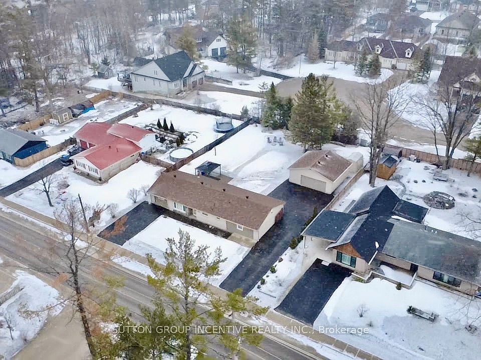 1st image of 355 Zoo Park Rd