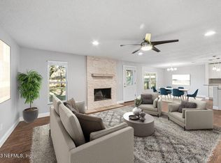 883 Hibernia Forest Dr, Fleming Island, FL 32003