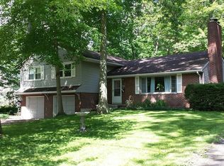3065 Harriett Rd, Stow, OH 44224