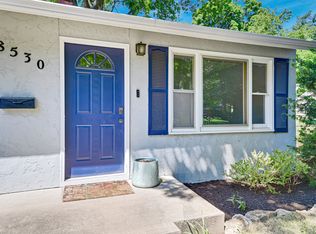 8530 Grandview Ln, Overland Park, KS 66212