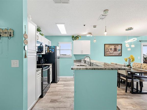 5th image of 5722 Biscayne Ct APT 308